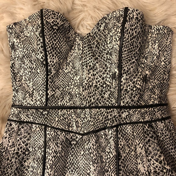 GUESS Strapless snakeskin tulip dress - Picture 3 of 7